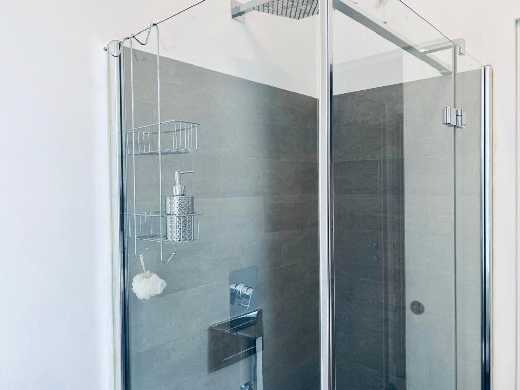 Villa Martina Luxury Suites Lecco Eksteriør billede